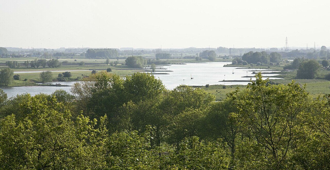 de rijn bij wageningen